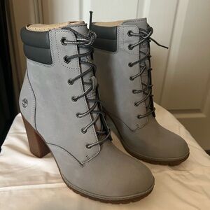 Timberland Women's Gray Lace-Up Boots